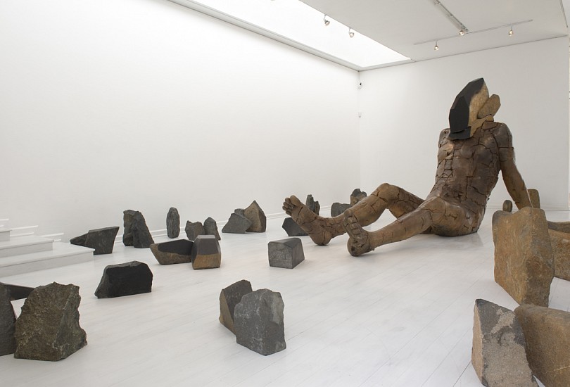 ANGUS TAYLOR, REFLECTIVE RESONANCE
BRONZE AND BELFAST GRANITE INSTALLATION