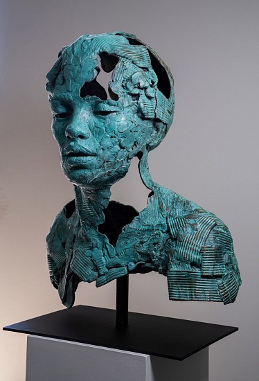 LIONEL SMIT, UNRAVELLING FORM FRAGMENT
BRONZE